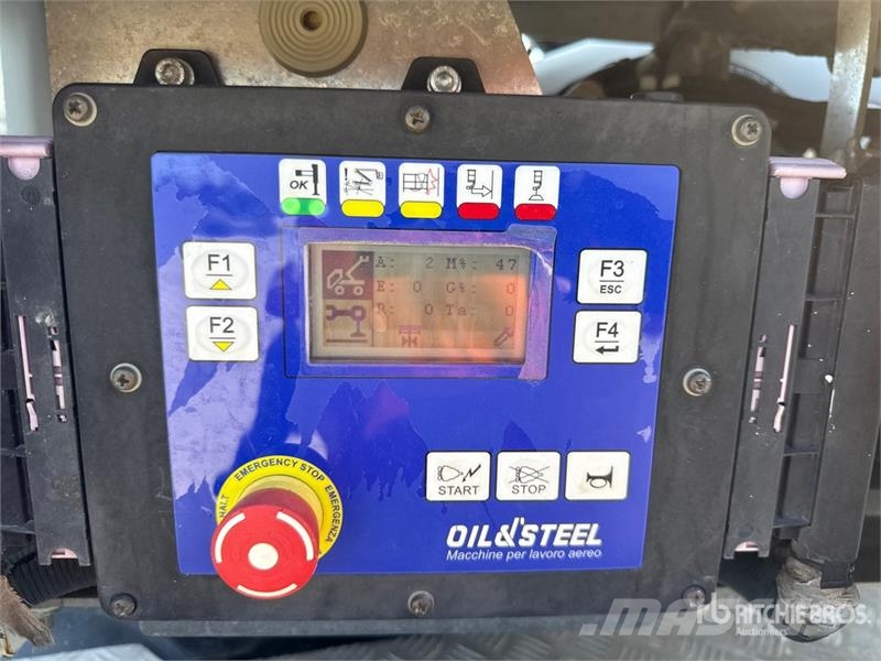 2017 Oil&Steel Snake 2010 H Plus 20 m on Nissan Ca Lastbilmonterede lifte