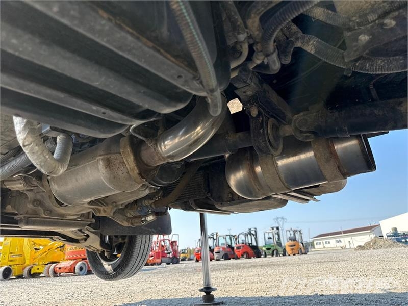 2017 Oil&Steel Snake 2010 H Plus 20 m on Nissan Ca Lastbilmonterede lifte