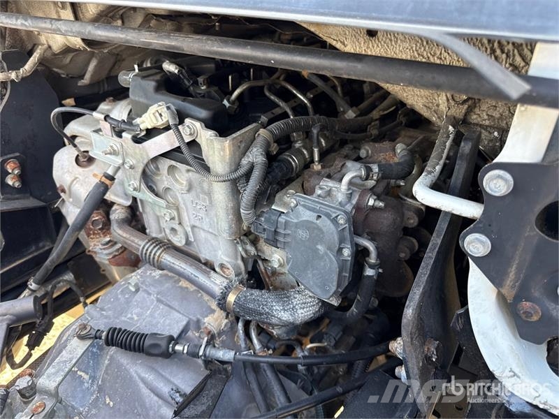 2017 Oil&Steel Snake 2010 H Plus 20 m on Nissan Ca Lastbilmonterede lifte
