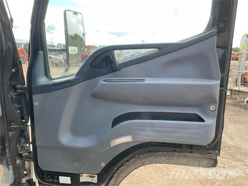 2021 Mitsubishi Fuso FE 4x2 Flatbed Dump Truck C/W Flatbed/Dropside trucks