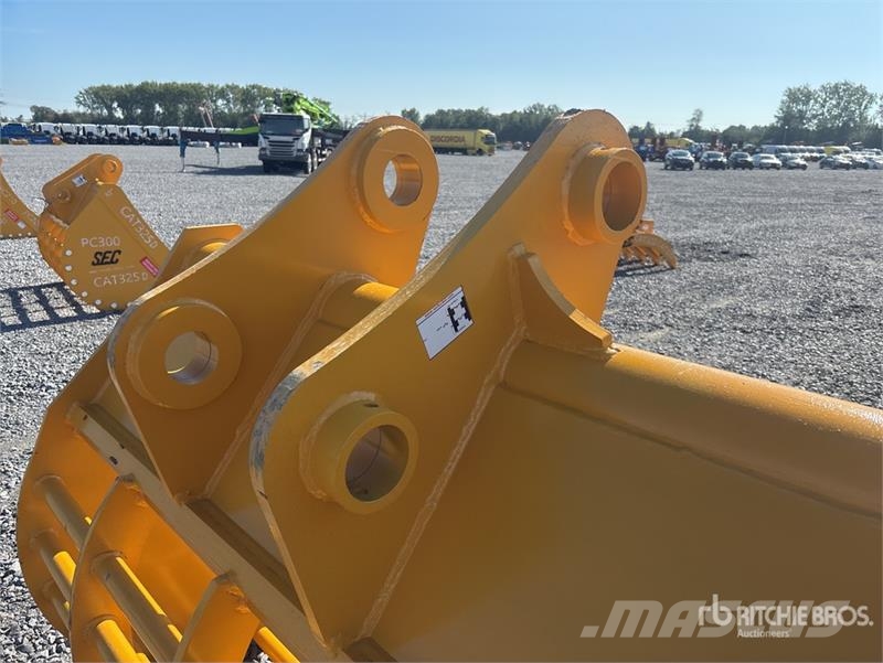  2026 SEC 1720 mm Skeleton 68" to fit Cat 330D skel Κουβάδες