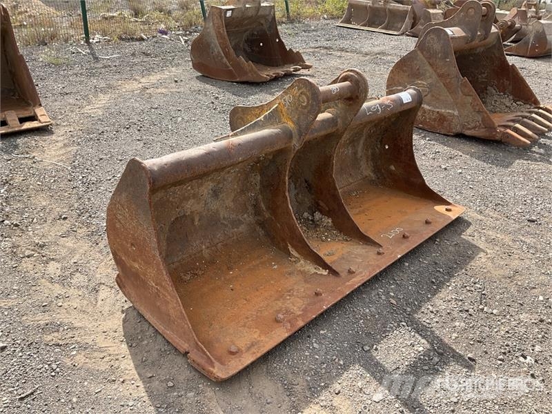  2100 mm Cleanup Excavator Bucket Godet