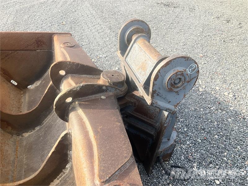 2200 mm Hydraulic Tilting Bucket Andere Zubehörteile