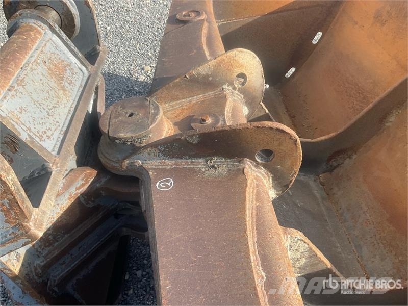 2200 mm Hydraulic Tilting Bucket Andere Zubehörteile
