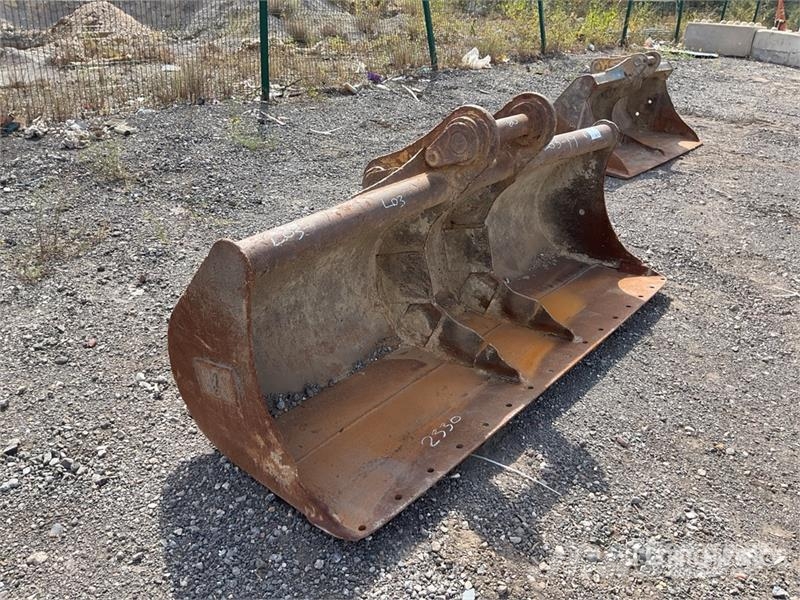  2330 mm Cleanup Excavator Bucket Godet