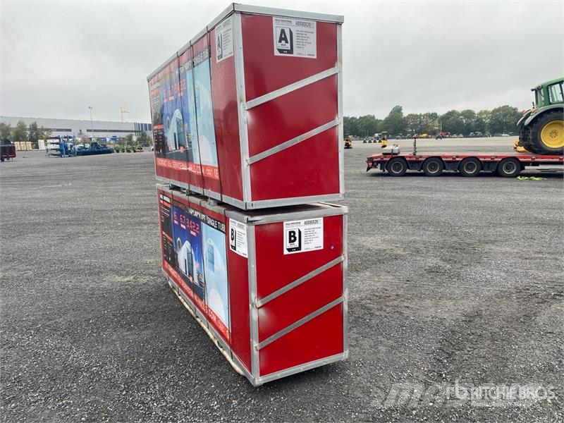 24.38 m (L) × 12.19 m (W) × 6.10 m (H) Semi-Circul Otros remolques