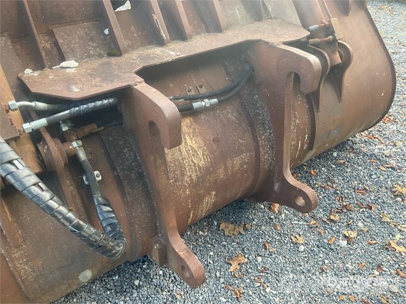 2500 mm Bucket w/ Clamp Andere Zubehörteile