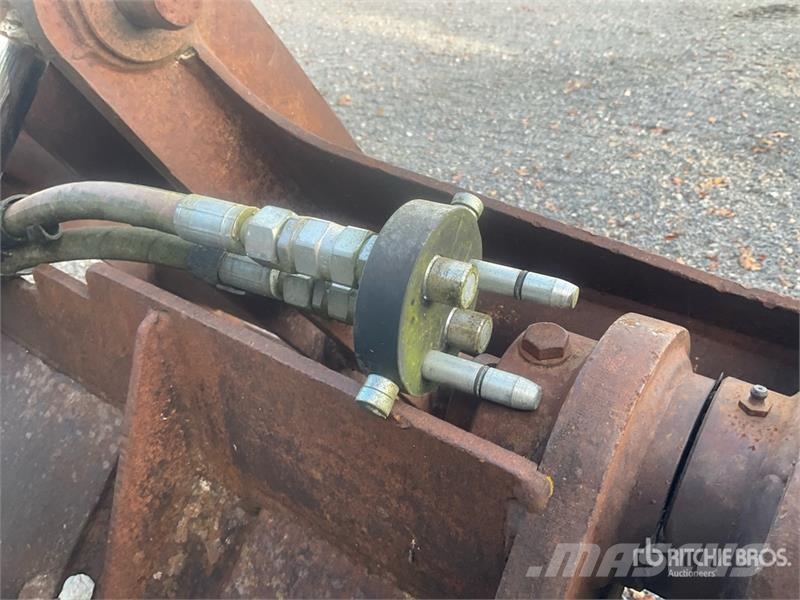 2500 mm Bucket w/ Clamp Andere Zubehörteile