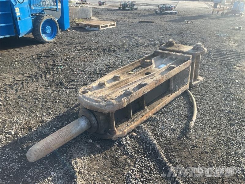  2700 mm Hydraulic Breaker مطارق / كسارات