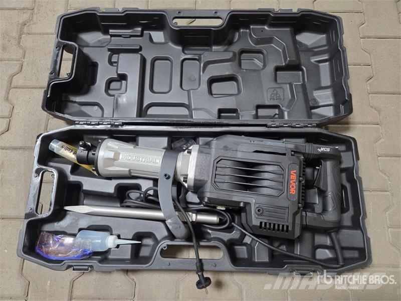 3000W INDUSTRIAL Demolition Breaker (Unused) Meißelgrubber