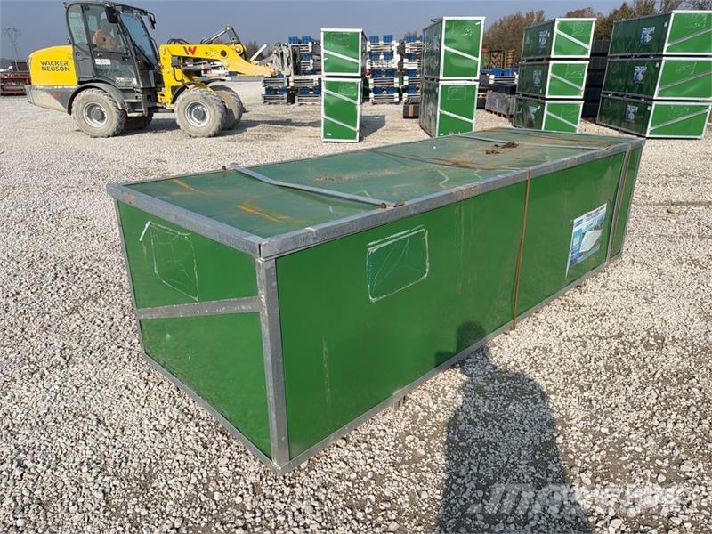 328515 RP Storage Building Сгради от стоманена конструкция