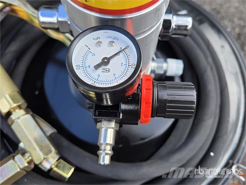 40L Air-Operated Grease Pump (Unused) Ostatní komponenty