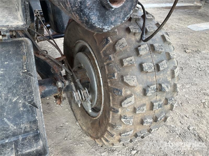  4x2 Utility Vehicle (Inoperable) Pomoćni strojevi