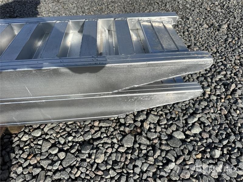  6 Ton Aluminium Loading Ramps (Unused) Takels, lieren en materiaalliften