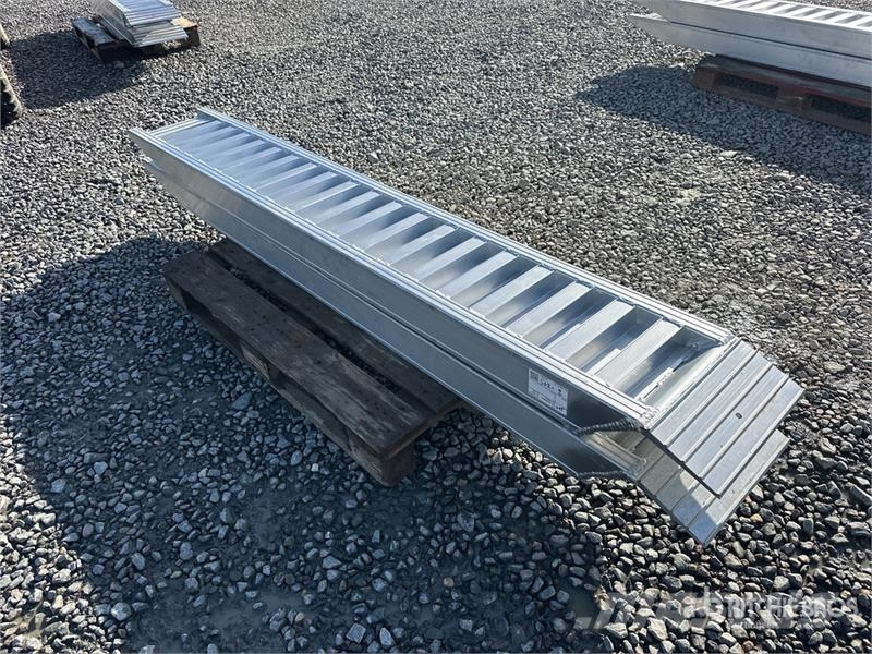  6 Ton Aluminium Loading Ramps (Unused) Takels, lieren en materiaalliften