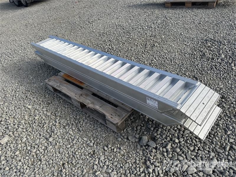  6 Ton Aluminum Loading Ramps (Unused) Vitle, dvigala in gradbeni dvižni sistemi