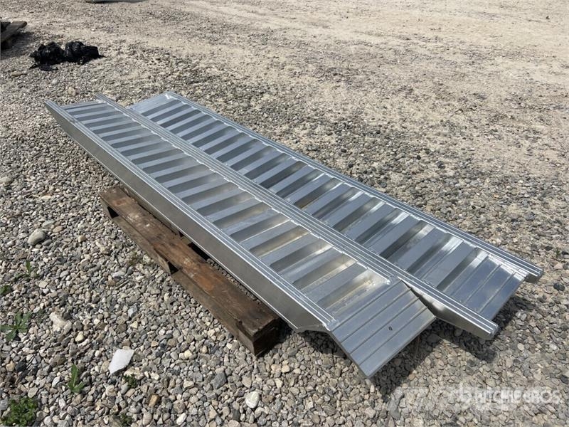 6 Ton Aluminum Loading Ramps Posipači soli i peska