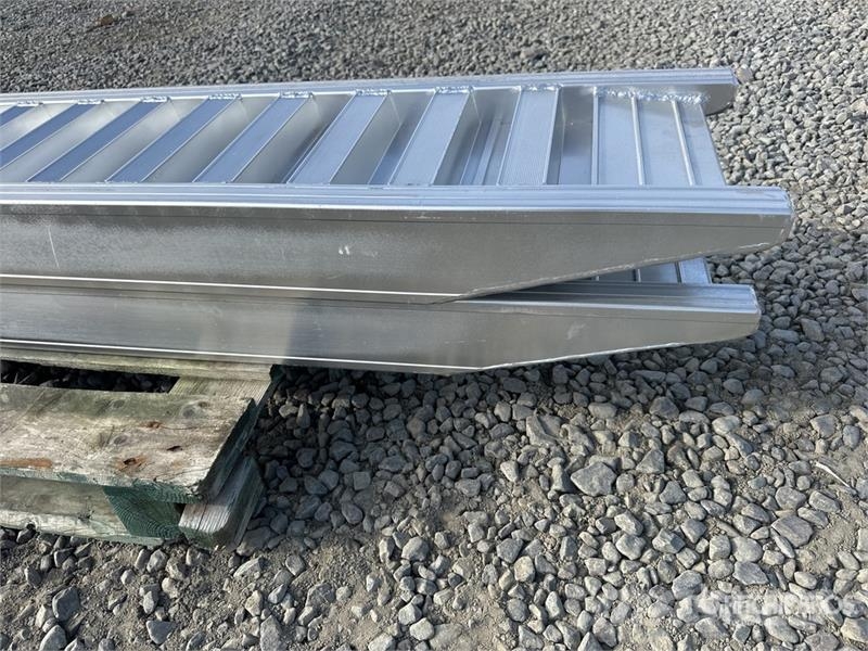  6 Ton Aluminum Loading Ramps (Unused) Vitle, dvigala in gradbeni dvižni sistemi