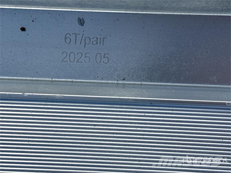  6 Ton Aluminum Loading Ramps (Unused) Vitle, dvigala in gradbeni dvižni sistemi
