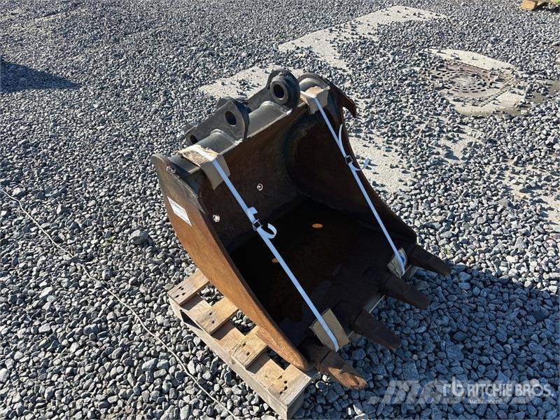 610 mm Digging To-Fit 4-6-Ton Excavator. Excavator Bakken