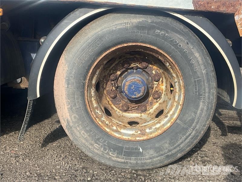  8.04 m Tri/A Drawbar Flatbed Trailer 自卸半挂车