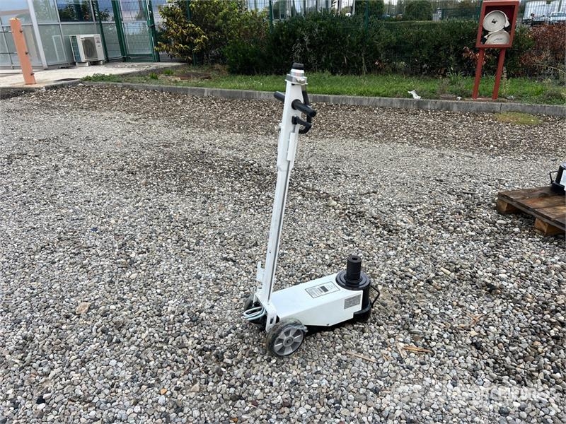 80 Ton Jack (Unused) Gradbeništvo - drugo