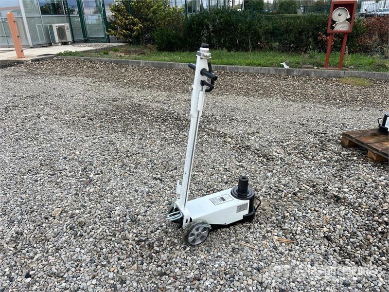 80 Ton Jack (Unused) Gradbeništvo - drugo