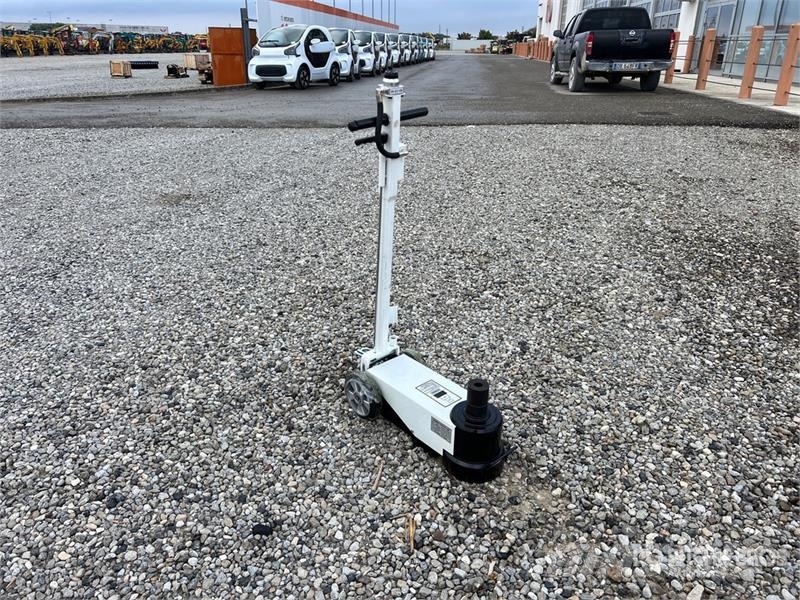 80 Ton Jack (Unused) Gradbeništvo - drugo