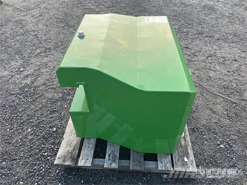 800 kg Tractor Weights (Unused) Prednji tegovi