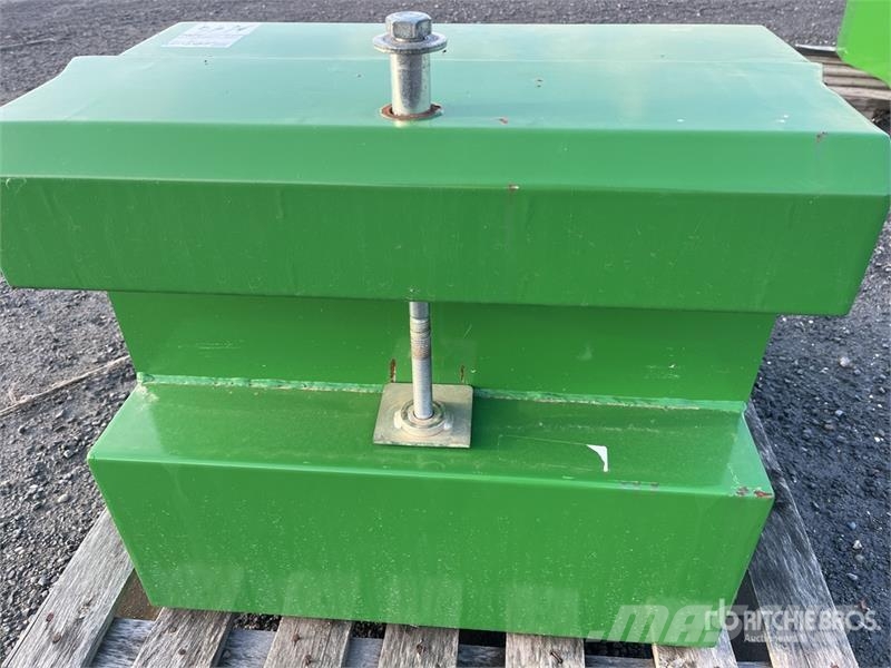  800 kg Tractor Weights (Unused) الأوزان الأمامية
