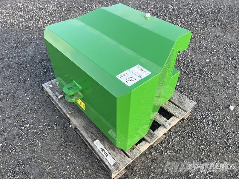800 kg Tractor Weights (Unused) Prednji tegovi