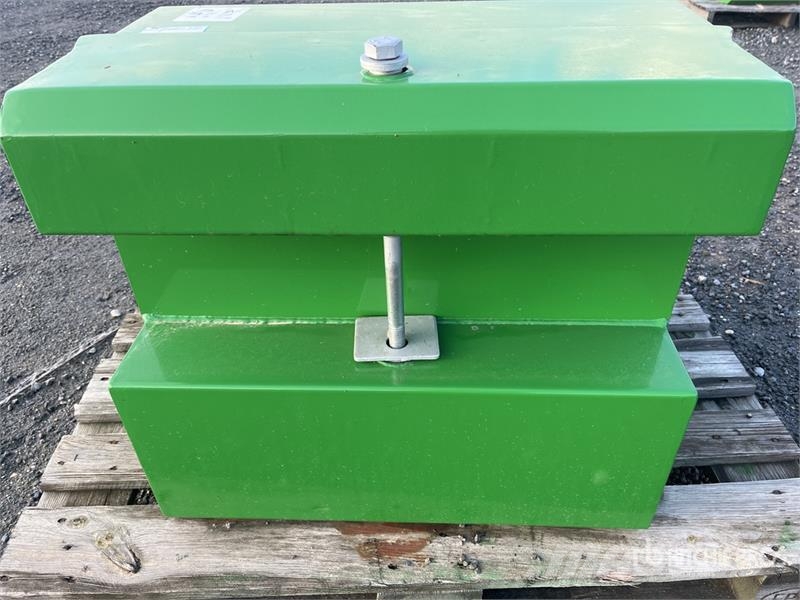 800 kg Tractor Weights (Unused) الأوزان الأمامية