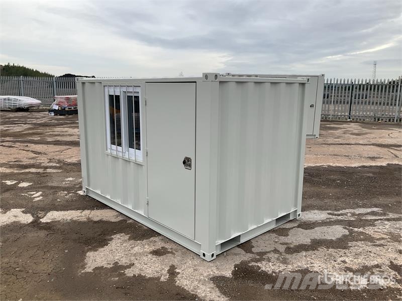 9 ft Multi-Door Storage Container (Unused) Contenedores de almacenamiento