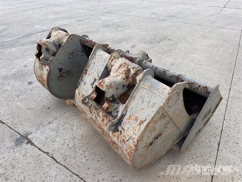  ACB Qte De Godets Qty Of Excavator Bucket دلاء