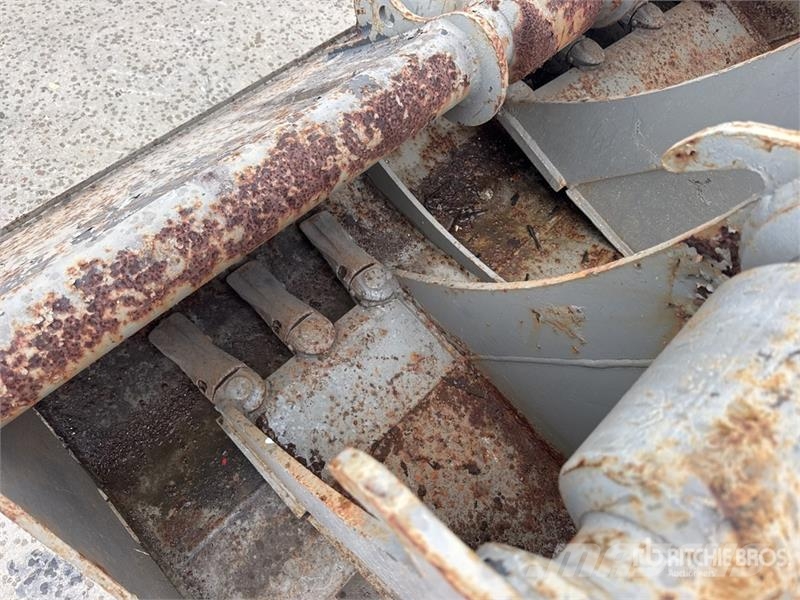  ACB Qte De Godets Qty Of Excavator Bucket دلاء