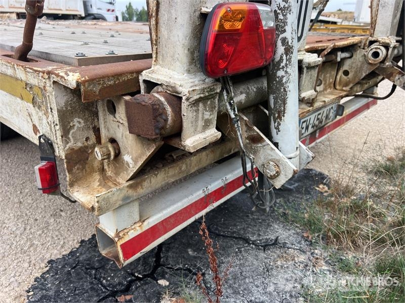 Actm B31315 Tri/A Remorque Porte-Engins 3 Essieux Lowbo Remorque surbaissée