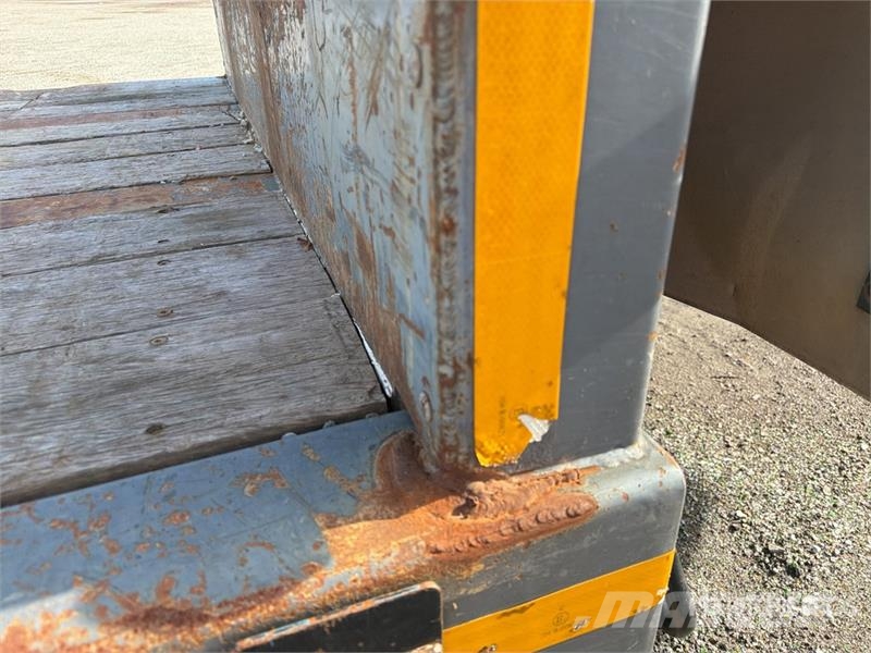 Actm S 46315 Tri/A Semi-Remorque Porte-Engin Lowboy Tra لوادر منخفضة