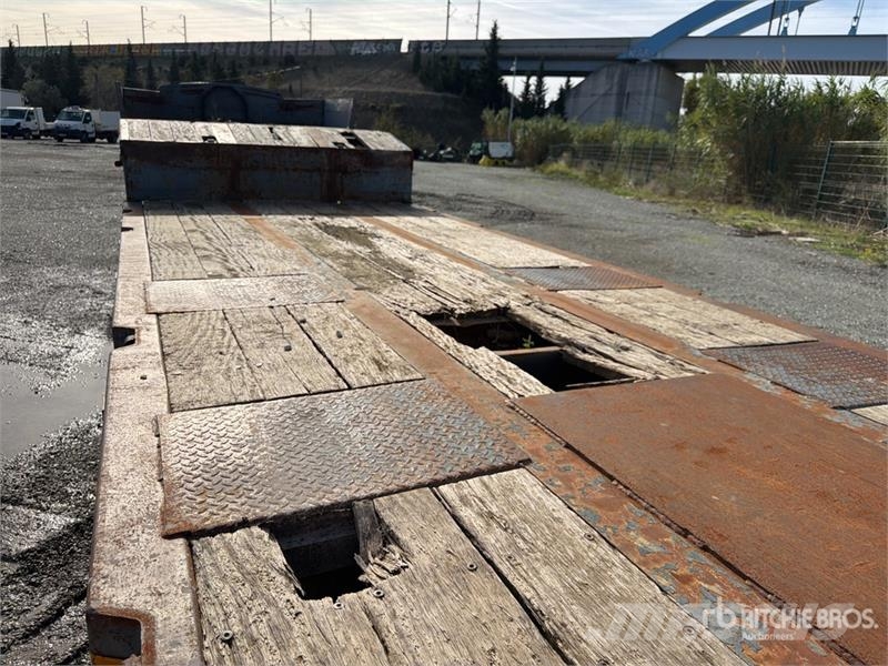 Actm S 46315 Tri/A Semi-Remorque Porte-Engin Lowboy Tra لوادر منخفضة