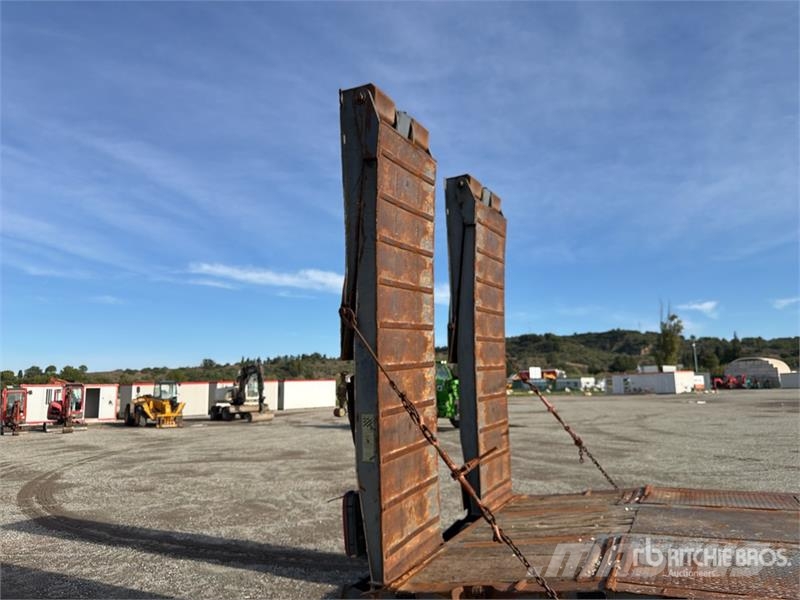 Actm S 46315 Tri/A Semi-Remorque Porte-Engin Lowboy Tra لوادر منخفضة