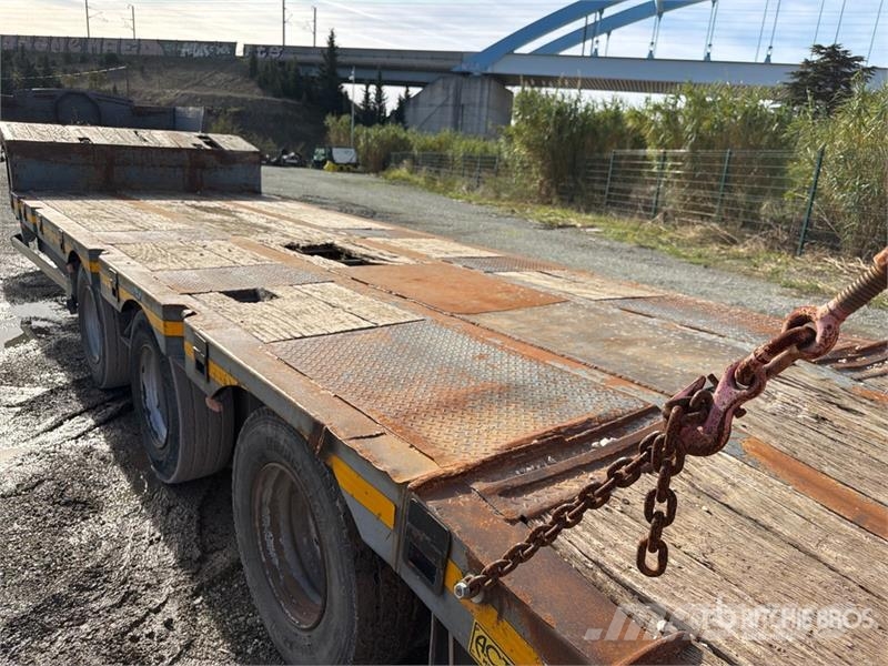 Actm S 46315 Tri/A Semi-Remorque Porte-Engin Lowboy Tra لوادر منخفضة
