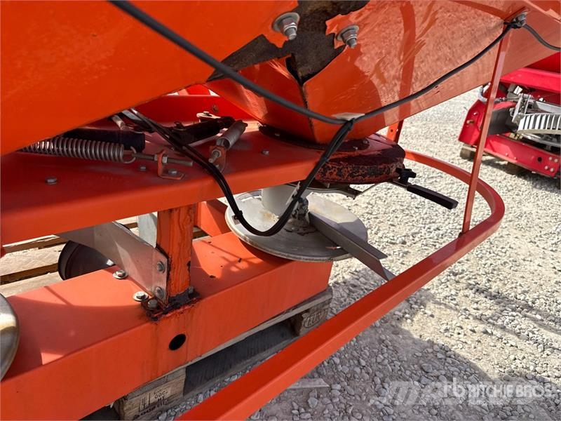 Agrex XPL 1500 Fertilizer Spreader Pulverizadoras de fertilizante