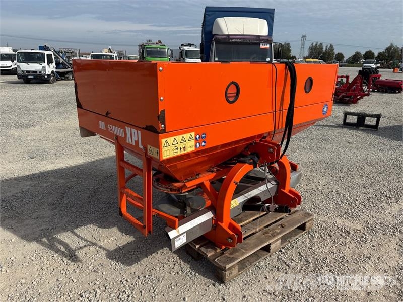 Agrex XPL 1500 Fertilizer Spreader Pulverizadoras de fertilizante