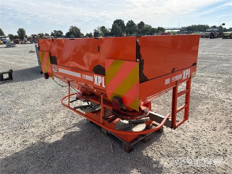 Agrex XPL 1500 Fertilizer Spreader Pulverizadoras de fertilizante