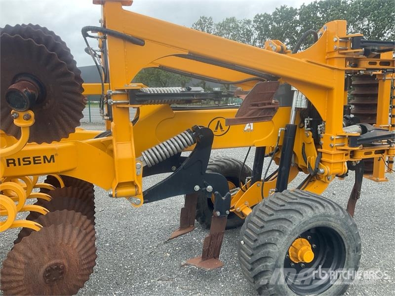 Agrisem MaxiMulch Serie 5 Disc Harrow Tanjurače