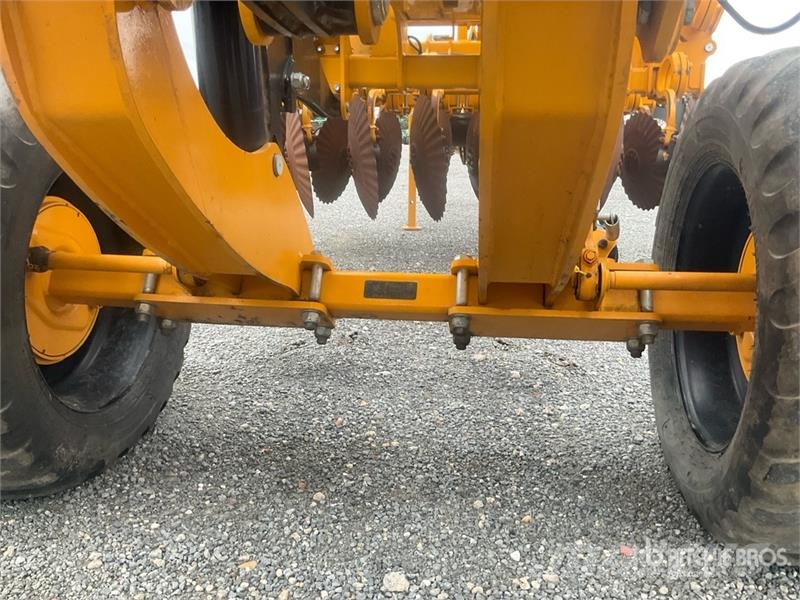 Agrisem MaxiMulch Serie 5 Disc Harrow Tanjurače