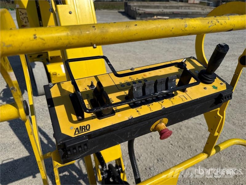 Airo A 12 JE Electric Articulating Boom Lift Bomlifte med knækarm