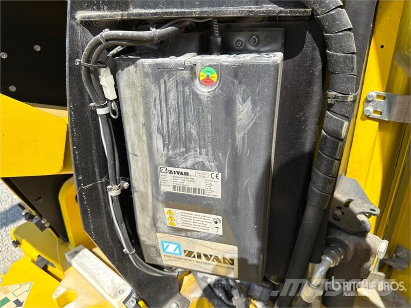 Airo A 12 JE Electric Articulating Boom Lift Bomlifte med knækarm