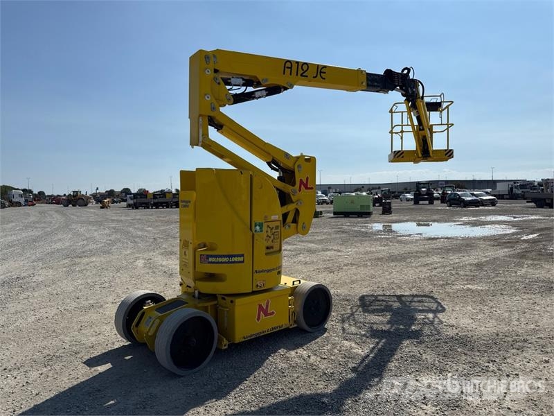 Airo A 12 JE Electric Articulating Boom Lift Bomlifte med knækarm
