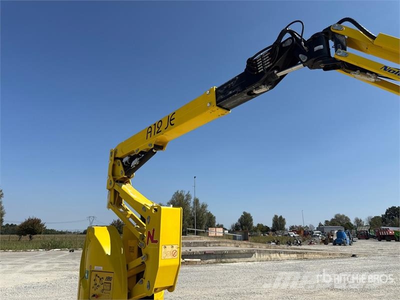 Airo A 12 JE Electric Articulating Boom Lift Bomlifte med knækarm