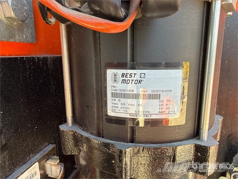 Airo A 12 JE Electric Articulating Boom Lift Съчленени стрелови подемници